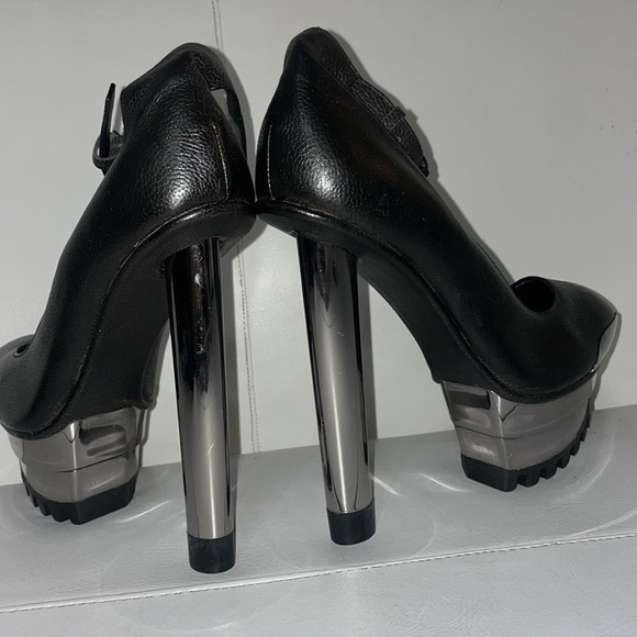 Vintage runway Calvin Klein Collection black leather heels silver metal platform - Picture 9 of 15